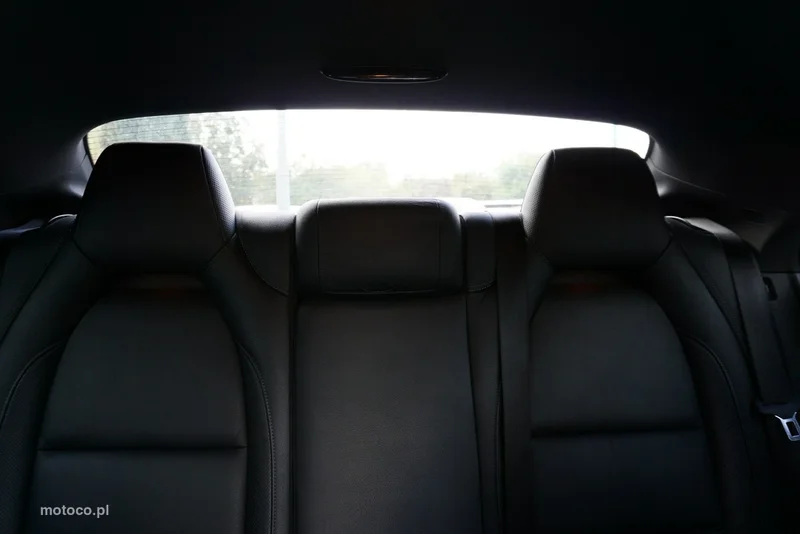 Mercedes-Benz CLA C117 200 24