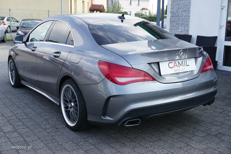 Mercedes-Benz CLA C117 200 7