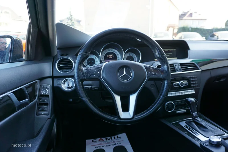 Mercedes-Benz Klasa C W204 C 200 15