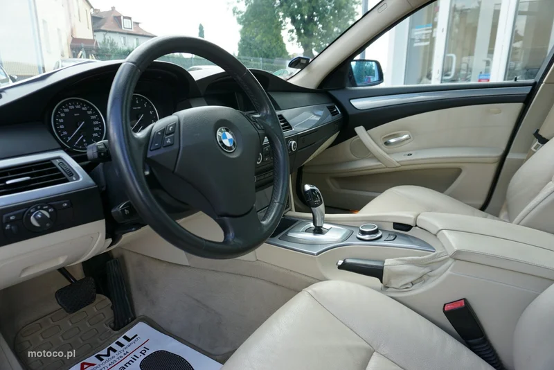 BMW Seria 5 E60 530 11