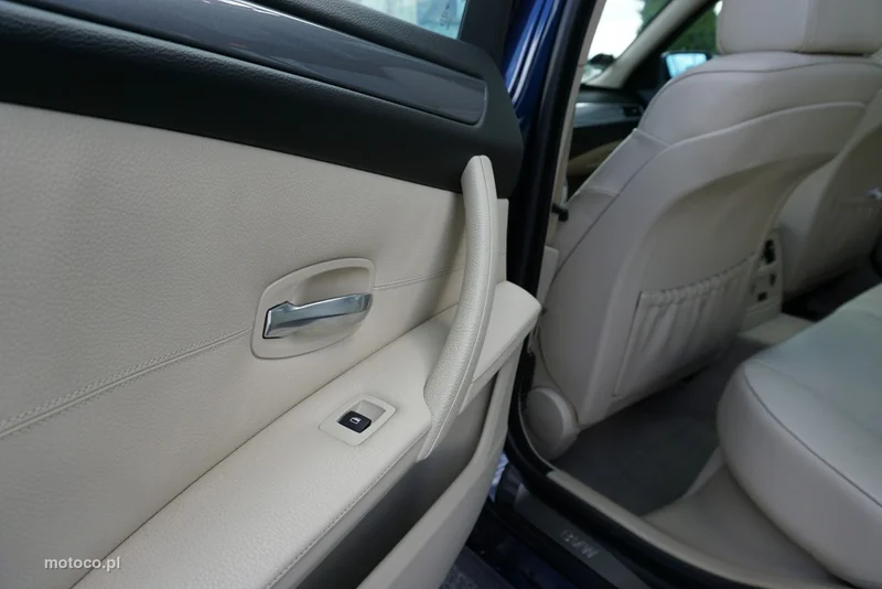 BMW Seria 5 E60 530 13