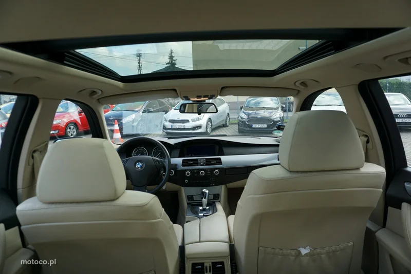 BMW Seria 5 E60 530 15