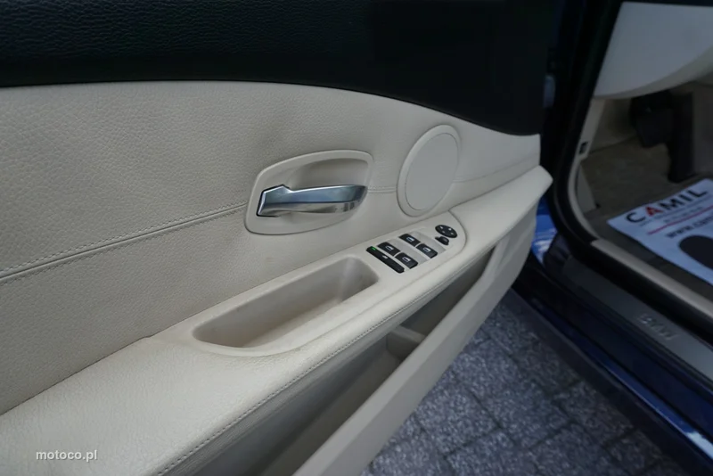 BMW Seria 5 E60 530 9