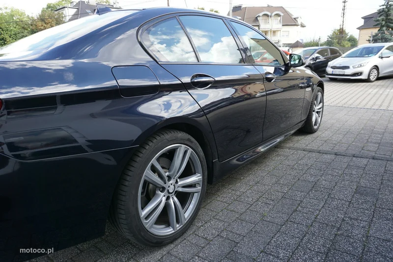 BMW Seria 5 F10 520 19