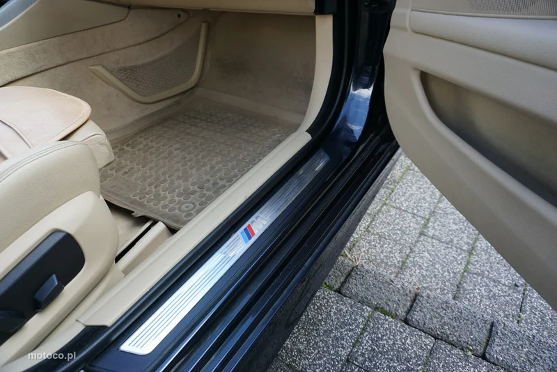 BMW Seria 5 F10 520 22