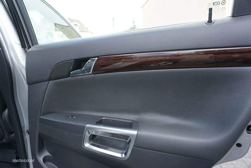 Opel Antara 20
