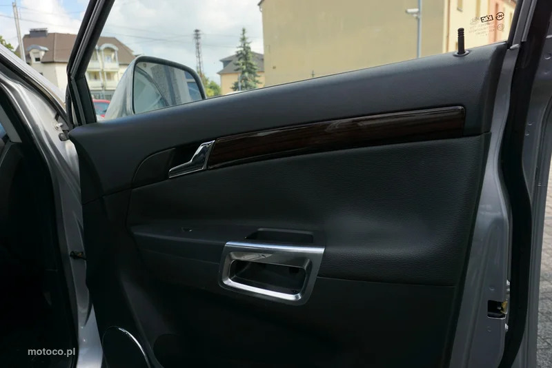 Opel Antara 21