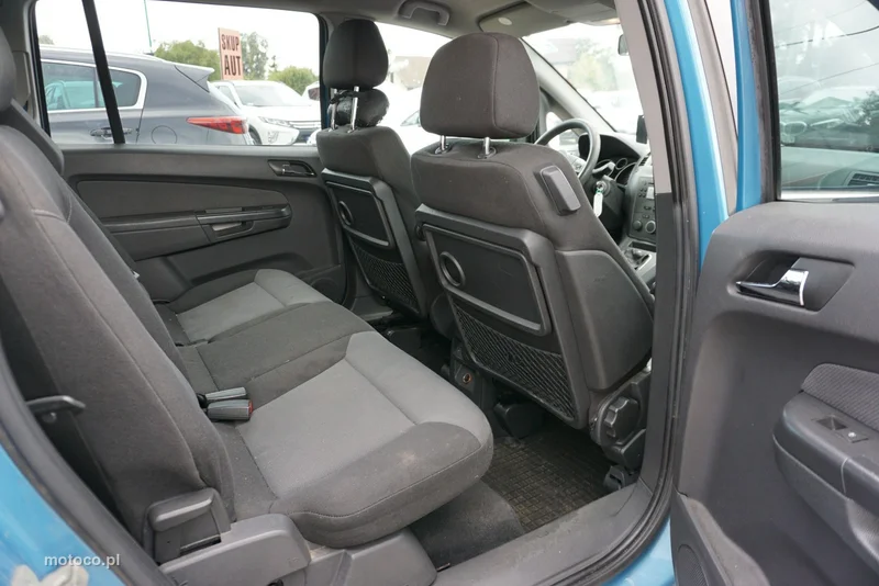 Opel Zafira B 14