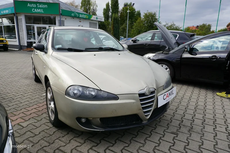 Alfa Romeo 147 3