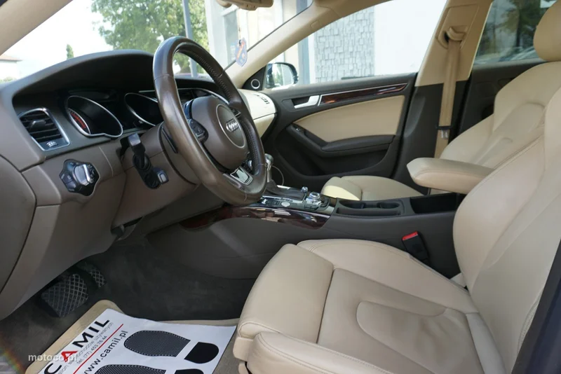 Audi A5 8T 10
