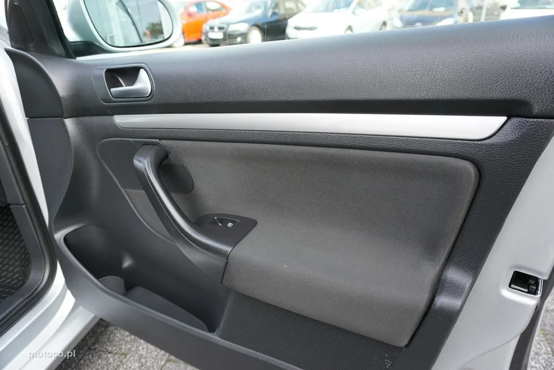 Volkswagen Golf Variant 21
