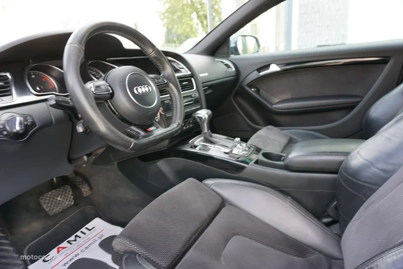 Audi A5 8T 13