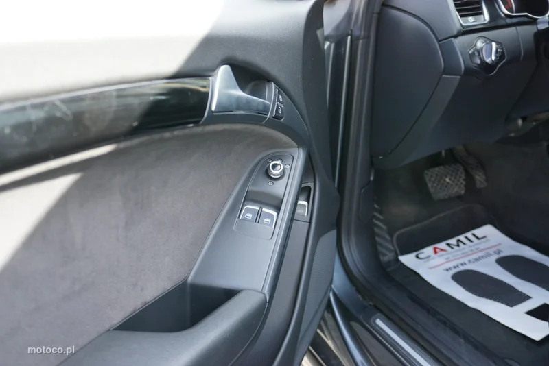 Audi A5 8T 10