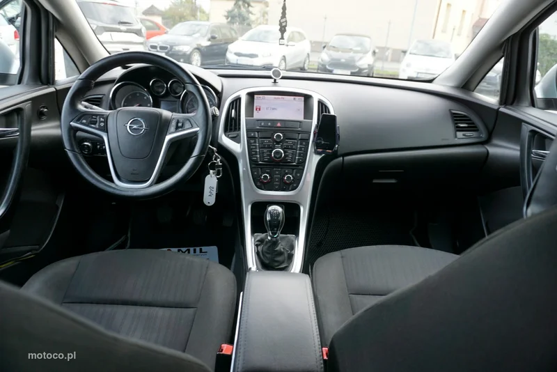 Opel Astra J 14