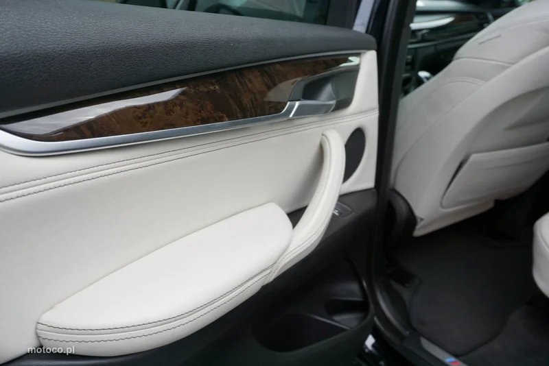 BMW X5 F15 11