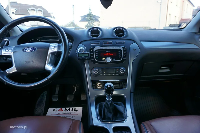 Ford Mondeo IV 23