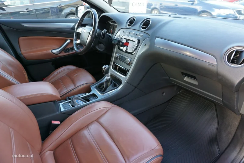 Ford Mondeo IV 30