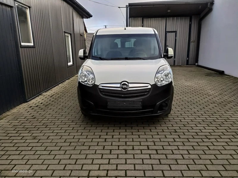 Opel Combo 10
