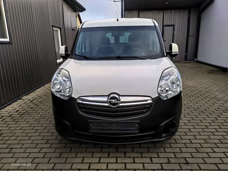Opel Combo 11