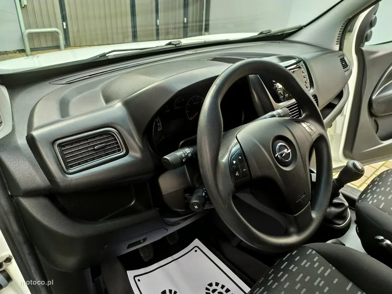 Opel Combo 16