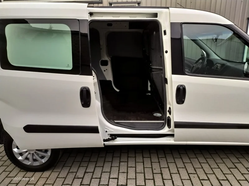 Opel Combo 21