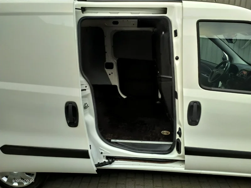 Opel Combo 10