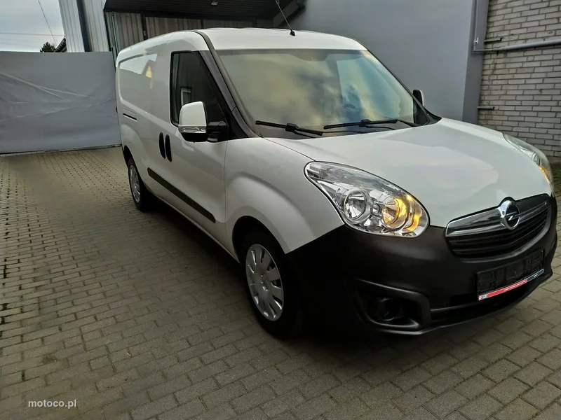 Opel Combo 11