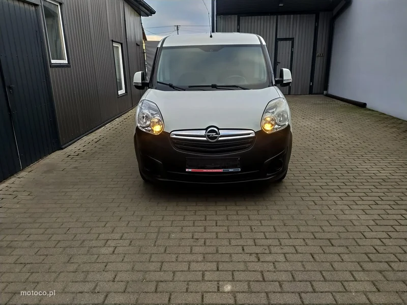 Opel Combo 12