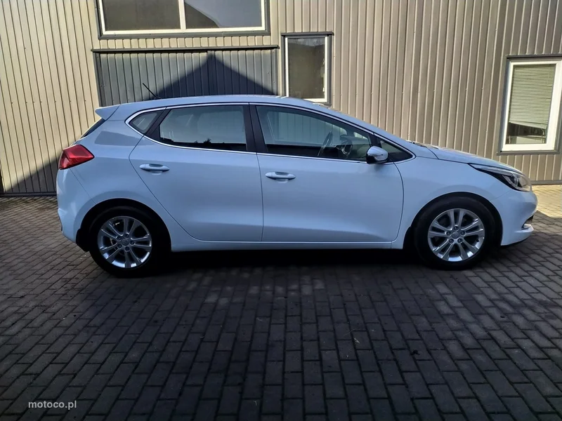 Kia Cee'd 8