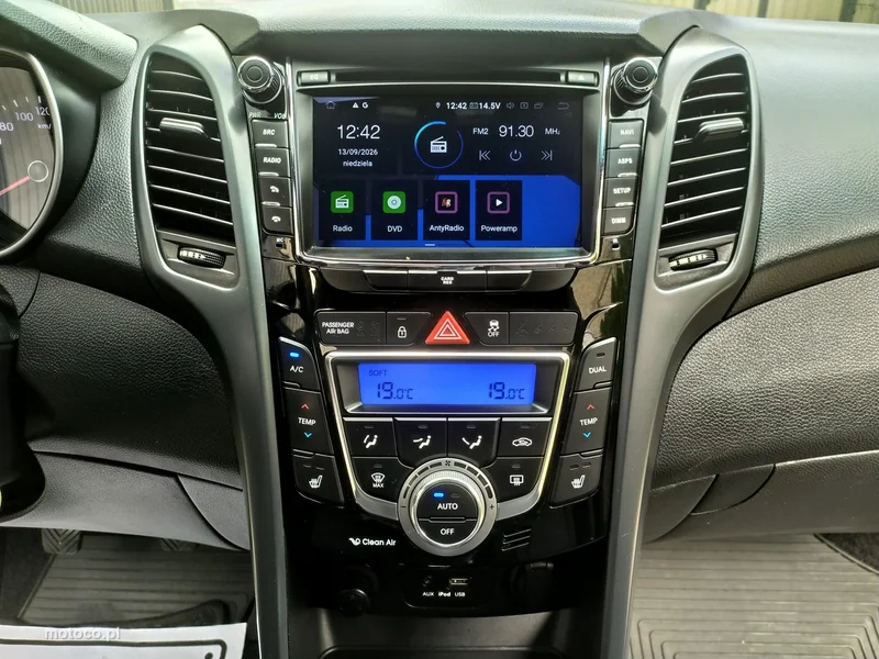 Hyundai i30 19