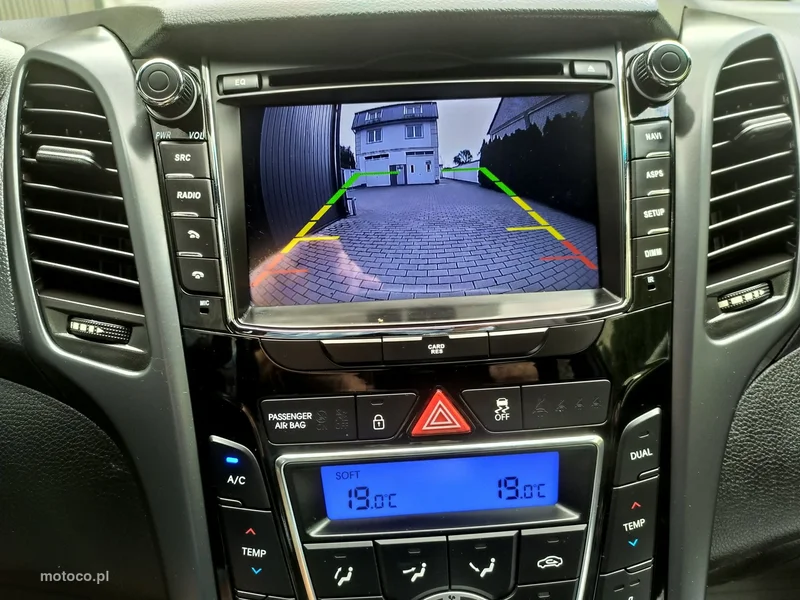 Hyundai i30 21
