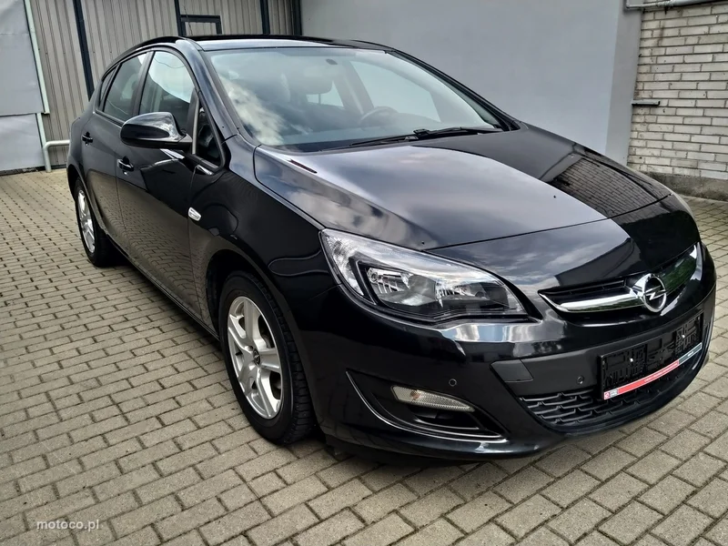 Opel Astra J 10
