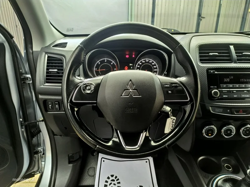 Mitsubishi ASX 17