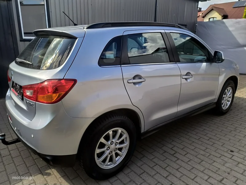 Mitsubishi ASX 8