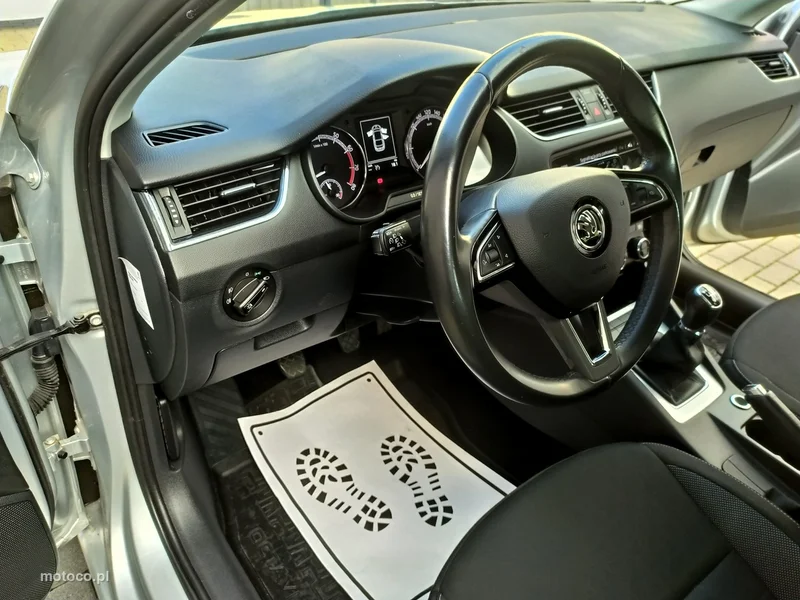 Skoda Octavia III 14