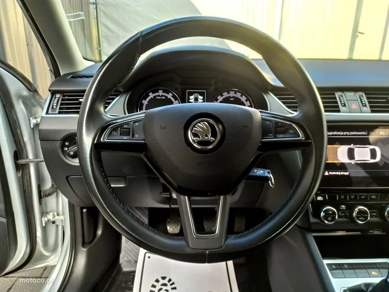 Skoda Octavia III 16