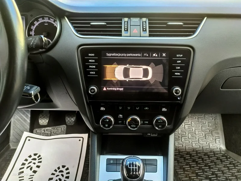 Skoda Octavia III 18