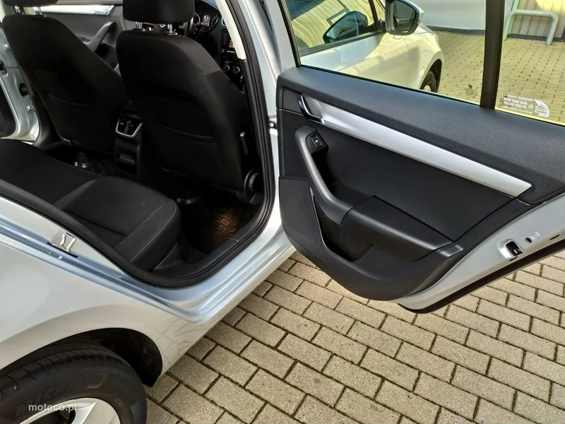 Skoda Octavia III 21