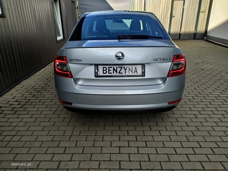 Skoda Octavia III 6
