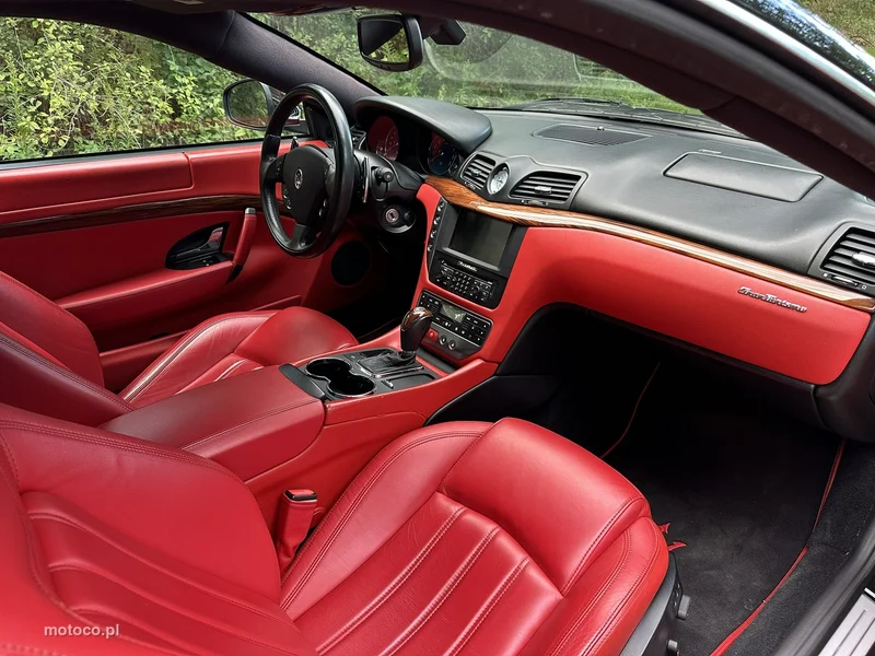 Maserati Granturismo 11