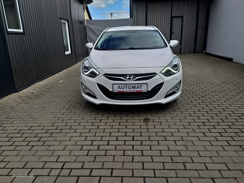 Hyundai i40 12