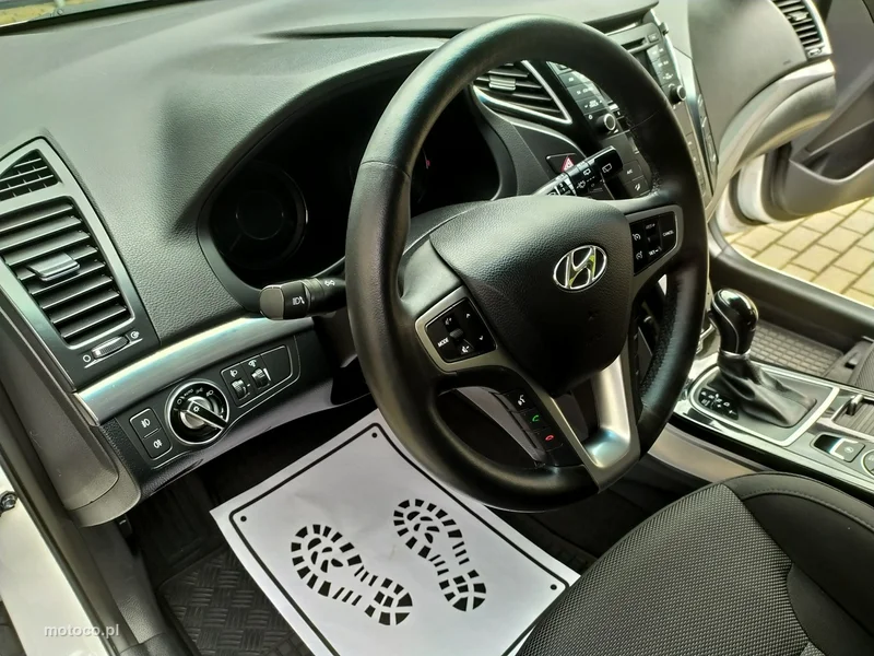 Hyundai i40 17