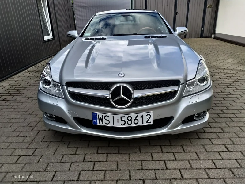 Mercedes-Benz SL 550 12