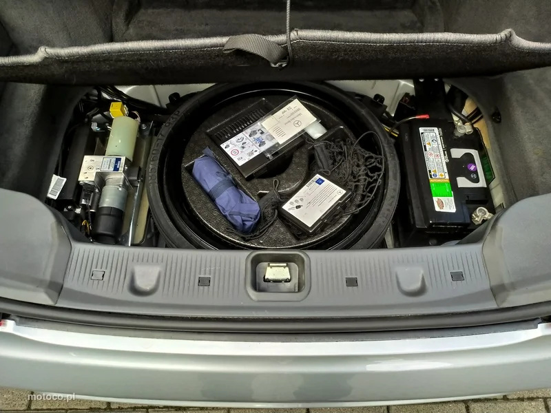 Mercedes-Benz SL 550 31