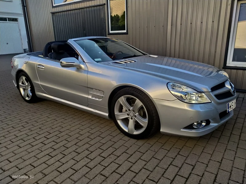 Mercedes-Benz SL 550 9
