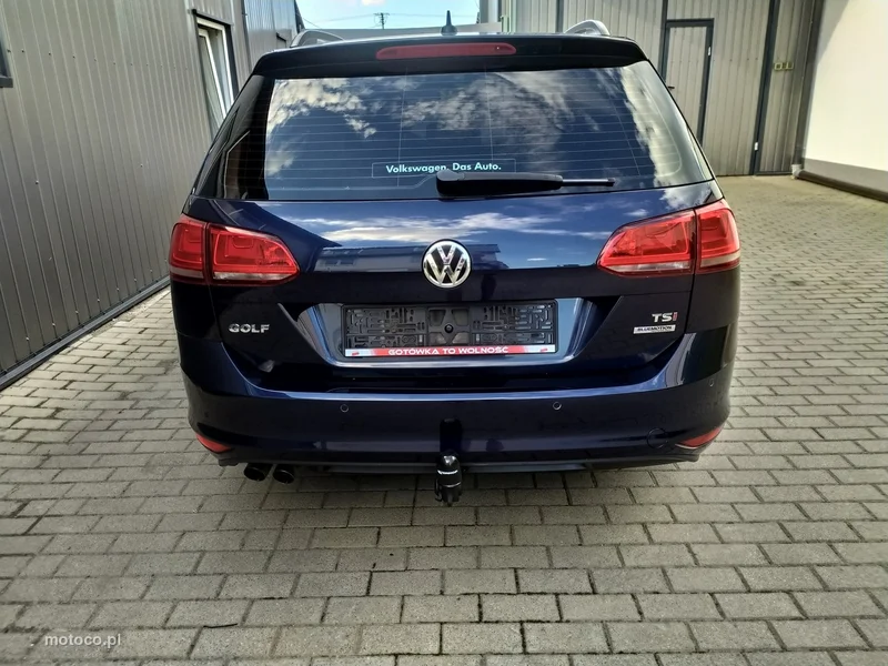 Volkswagen Golf VII 6
