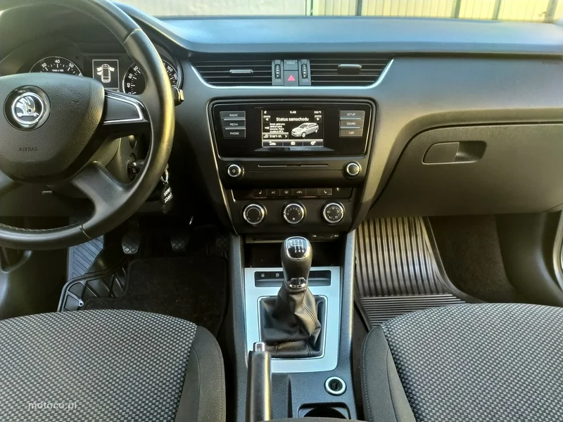 Skoda Octavia III 17