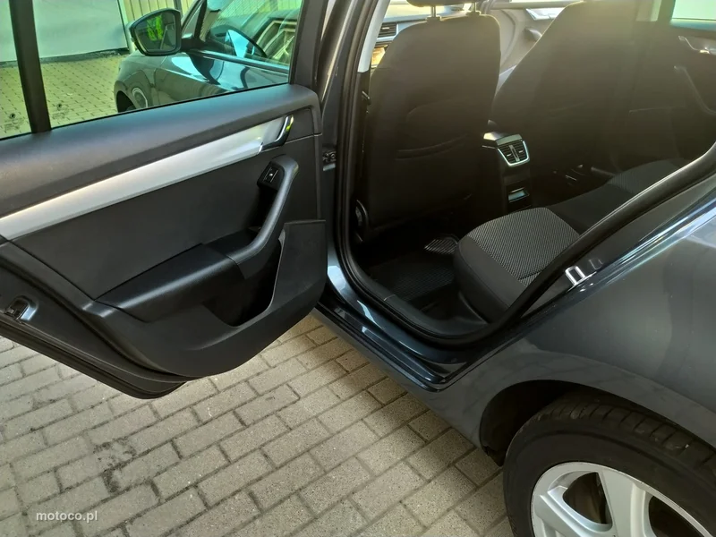 Skoda Octavia III 19