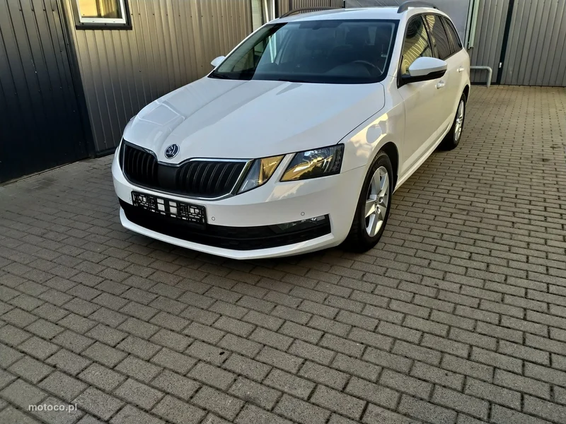 Skoda Octavia III 2