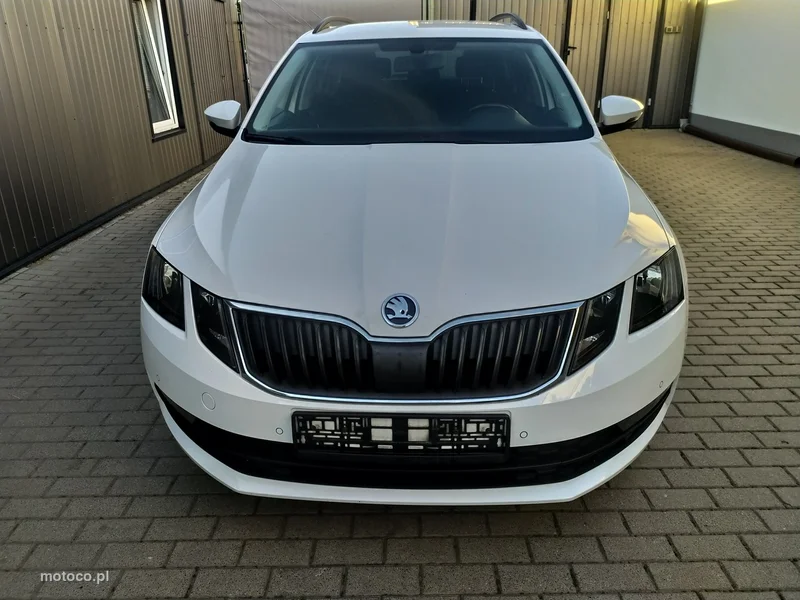 Skoda Octavia III 10